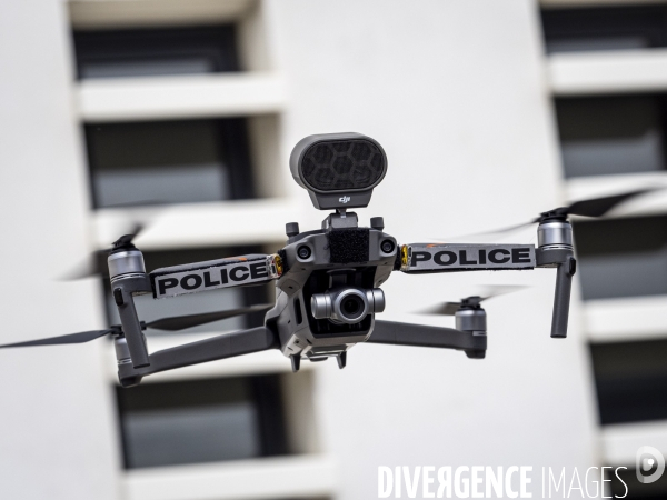 Illustration drone de la police