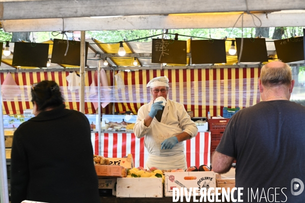 Marché d Ivry. Confinement 25ème jour.