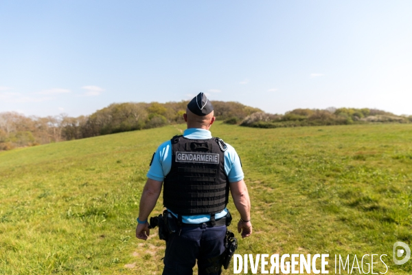Patrouille avec la gendarmerie nationale sous confinement en Normandie