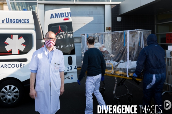 Laurent Plard, chirurgien au centre hospitalier d Avranches