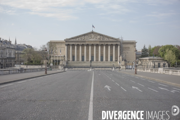 Paris, ville sous confinement depuis 27 jours.