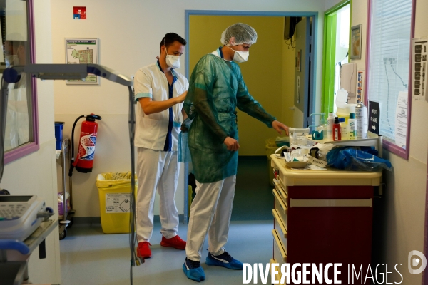 COVID-19. Service des urgences de la clinique Gentilly à Nancy