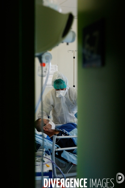 COVID-19. Service des urgences de la clinique Gentilly à Nancy