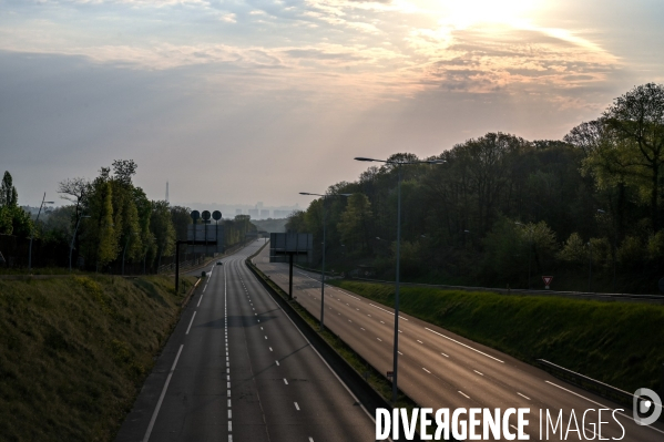 Autoroute de Normandie. Week-end de Pâques. Confinement 27 et 28ème jour.