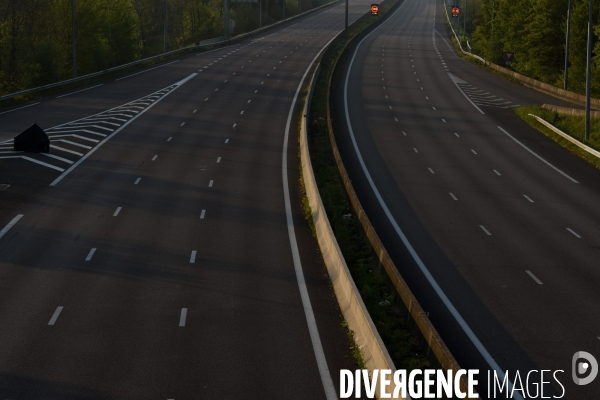 Autoroute de Normandie. Week-end de Pâques. Confinement 27 et 28ème jour.