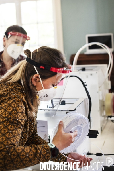 Visières de protection fabriquées dans un Fab Lab