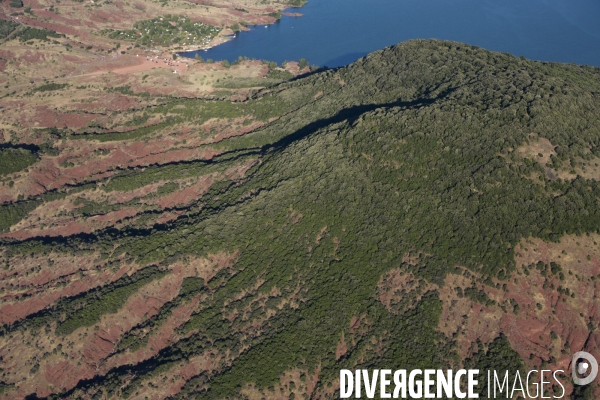 Lac du Salagou, vue aérienne