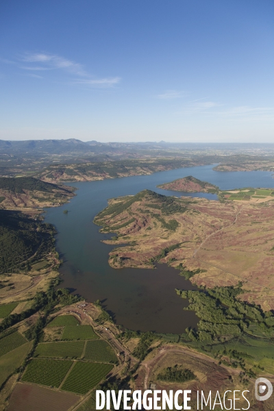 Lac du Salagou, vue aérienne