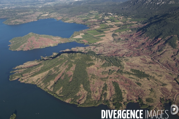 Lac du Salagou, vue aérienne