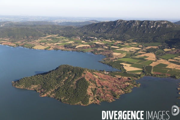 Lac du Salagou, vue aérienne