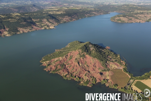 Lac du Salagou, vue aérienne