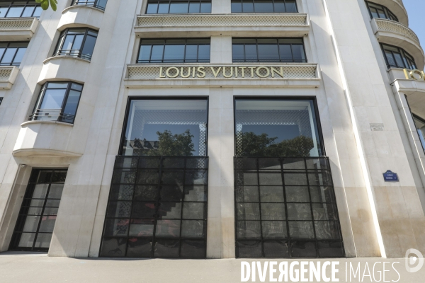 La boutique vuitton champs elysees fermee