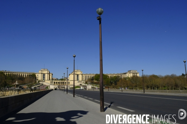 Paris désert pendant la pandémie du coronavirus Covid-19. DesertedÊParis during the coronavirus (Covid-19) .