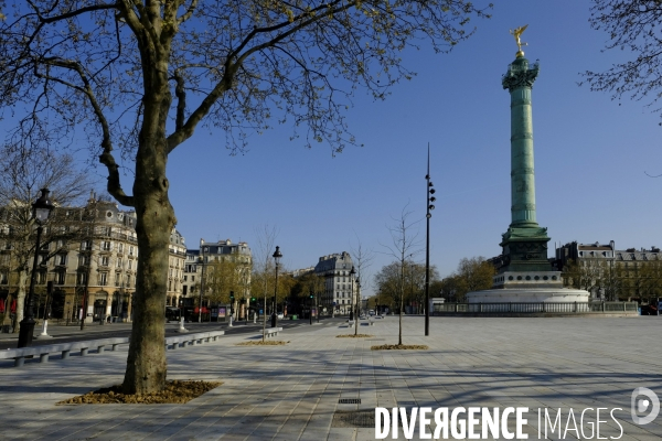 Paris désert pendant la pandémie du coronavirus Covid-19. Deserted Paris during the coronavirus (Covid-19) .