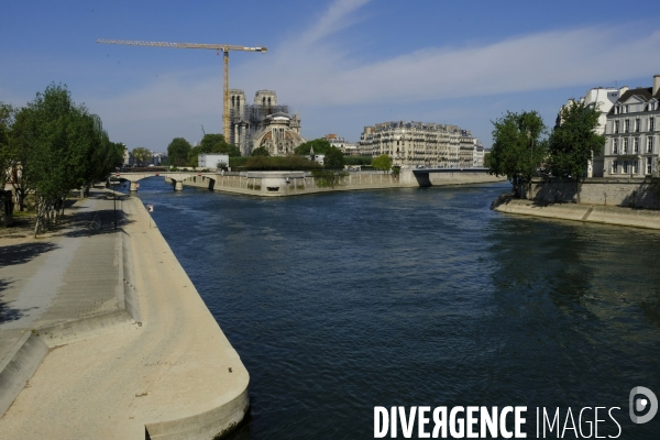 Paris désert pendant la pandémie du coronavirus Covid-19. DesertedÊParis during the coronavirus (Covid-19) .
