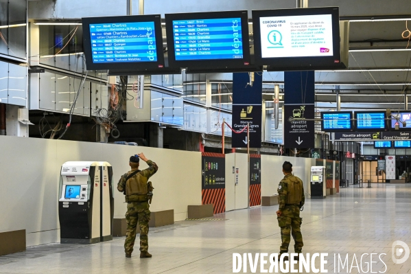 Gare Montparnasse. Confinement. 34ème jour.