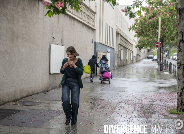 Distribution alimentaire pour les familles en grande précarité Ecole élémentaire Peyssonnel 2 à Marseille