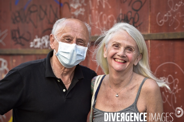 Les parisiens en sortie pendant le confinement Covid-19. The Covid-19 Coronavirus.