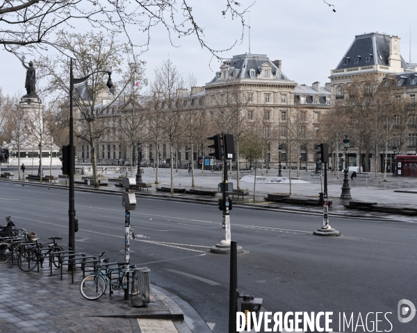 Paris Nord deuxième semaine de confinement dû au coronavirus