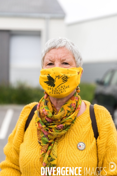 Distribution de colis alimentaires sous confinement