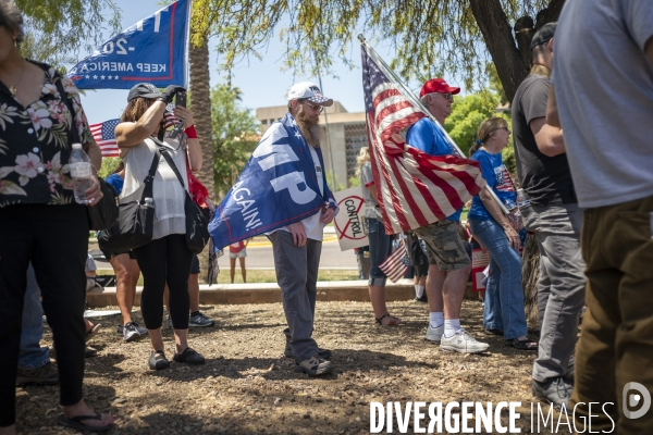 Manifestation pour la réouverture de l état d Arizona