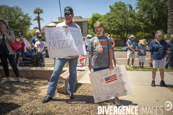 Manifestation pour la réouverture de l état d Arizona