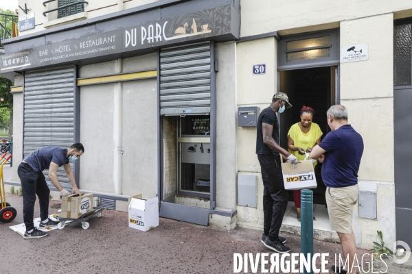 BANLIEUES SANTé distribution de colis alimentaires.