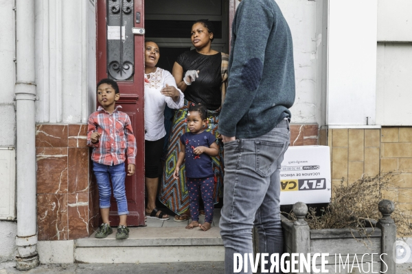 BANLIEUES SANTé distribution de colis alimentaires.