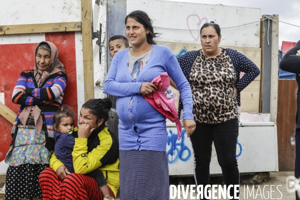 BANLIEUES SANTé distribution de colis alimentaires.