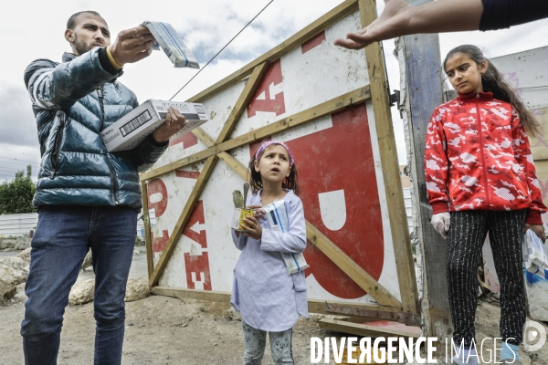 BANLIEUES SANTé distribution de colis alimentaires.