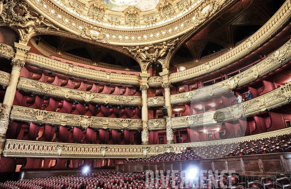 Back stage - installation plastique  Hiroshi Sugimoto - Palais Garnier