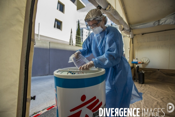Dépistage du Covid-19 par MSF accompagnée de bénévoles à Malpassé
