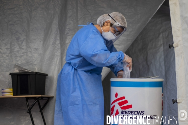 Dépistage du Covid-19 par MSF accompagnée de bénévoles à Malpassé