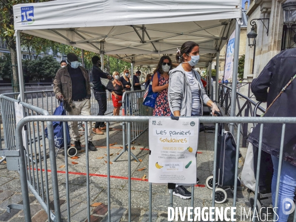 Les panier solidaires de la mairie du xv