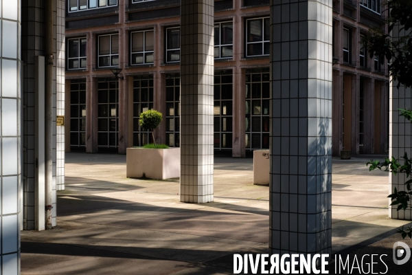 Chronique d un confinement en banlieue parisienne