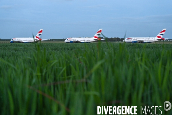 Aéroport de Chateauroux-Déols. Confinement: 44ème jour.