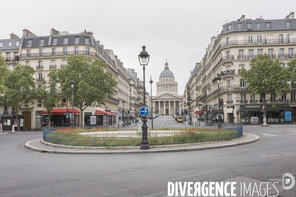 Paris vide, 48eme jour de confinement contre le covid 19.