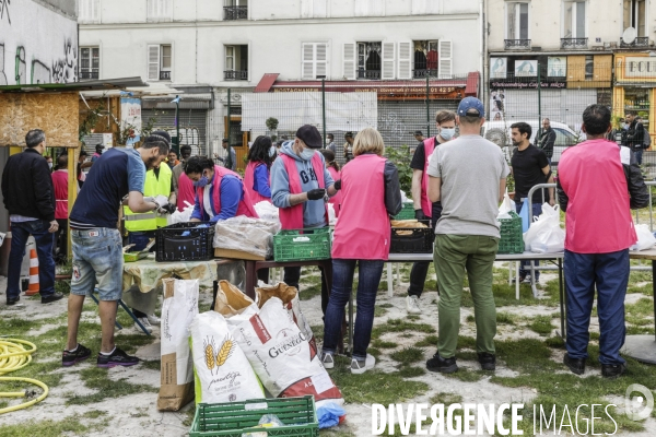 Distribution alimentaire quartier Goutte-d Or à PARIS