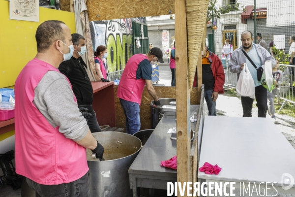 Distribution alimentaire quartier Goutte-d Or à PARIS