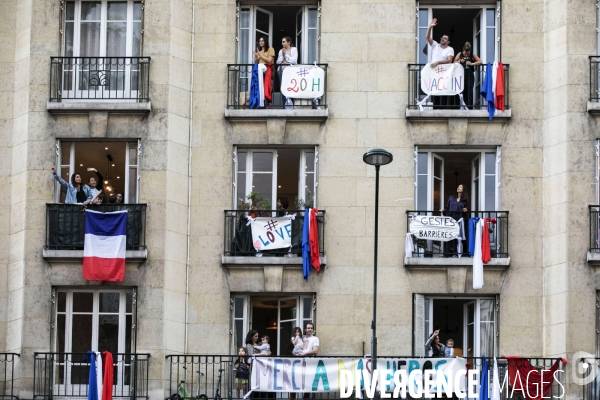 Un immeuble mobilisé tous les soirs à 20h  pour applaudir le personnel soignant.