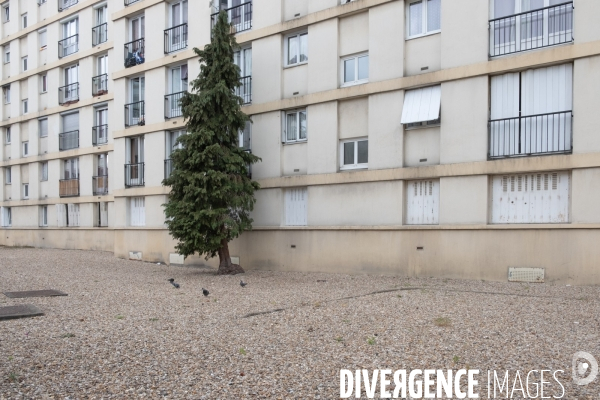 Les rues d Aubervilliers au temps du coronavirus