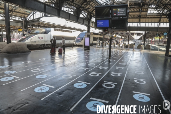 Preparation deconfinement gare de l est
