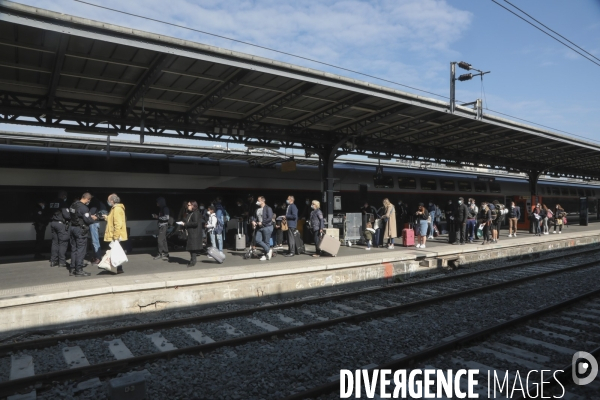 Preparation deconfinement gare de l est