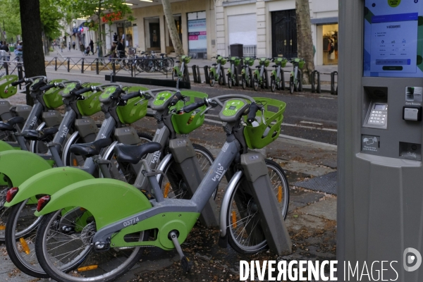 Paris Velib vélos à louer. Velib bicyclesÊfor hire in Paris