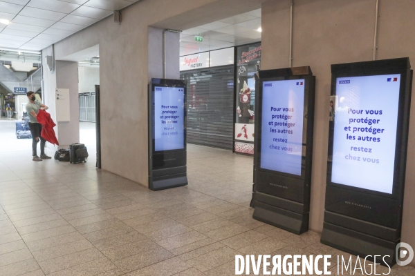 Gare montparnasse pendant le confinement