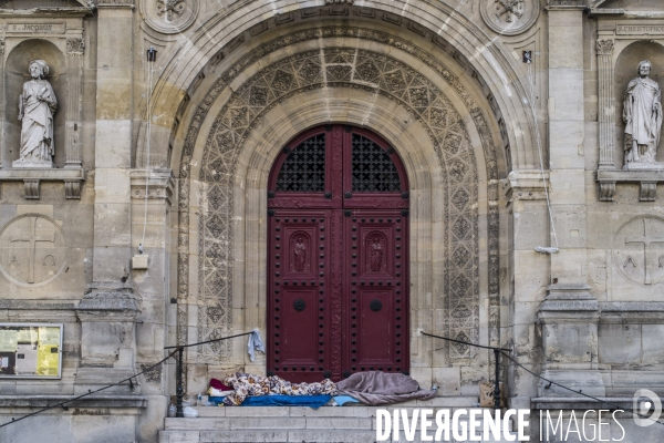 Paris vide, 53eme jour de confinement contre le covid 19.