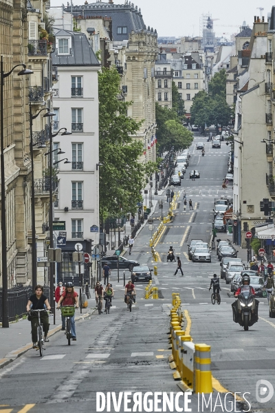 Nouvelles pistes cyclables temporaires , Paris  en confinement 8 mai