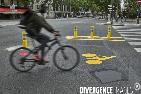 Nouvelles pistes cyclables temporaires , Paris  en confinement 8 mai