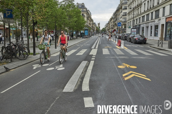 Nouvelles pistes cyclables temporaires , Paris  en confinement 8 mai