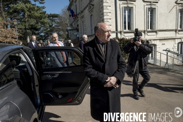 Premier tour des élections municipales ; vote de Gérard Collomb,